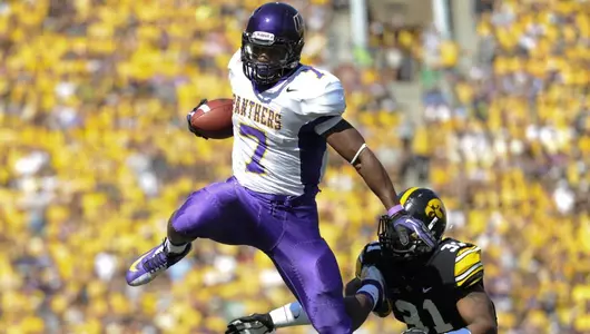 Iowa Slips Past UNI 27-16