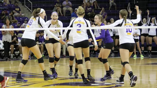 UNI Volleyball Gets Fourth Straight MVC Win