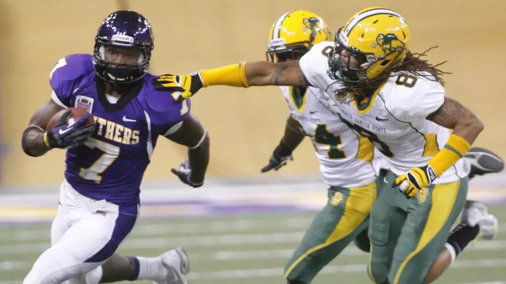 No. 14 UNI Falls 33-21 to No. 1 NDSU In MVFC Clash