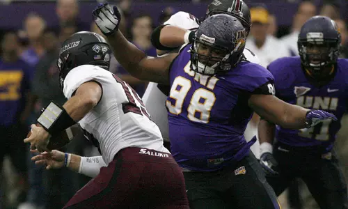 UNI Falls To Southern Illinois in Overtime, 24-17