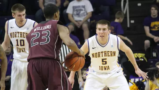 UNI Withstands 2nd Half Charge by Bradley, 68-65