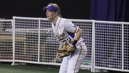 Panthers Fall to Hawkeyes, 10-1