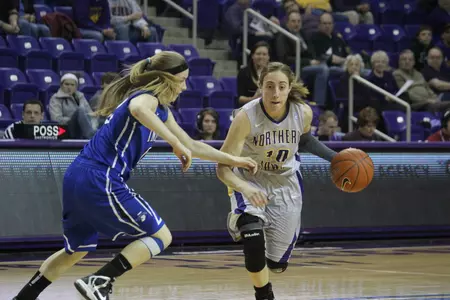 WBB Picks Up Third Win In A Row, Defeats Indiana State 75-49