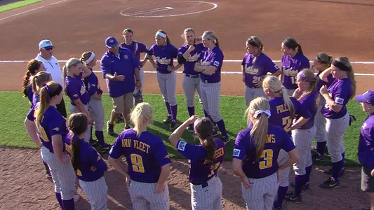 Panthers Fall in Opening Round at MVC Tournament