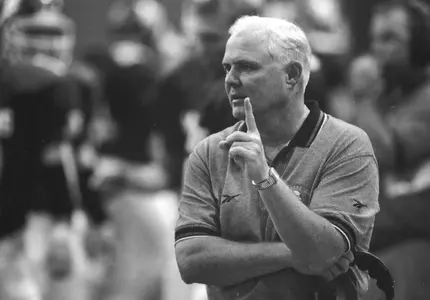 Former Coach Mike Dunbar Passes Away