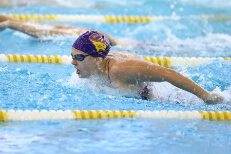 UNI Defeats South Dakota, 196 - 104