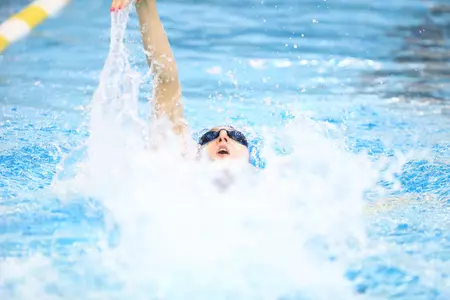 Panthers Swim Past Mavericks, 168-132