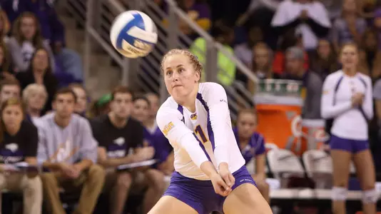 Redbirds Win First-Place Battle, 3-1