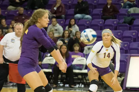 Panthers Reclaim 2nd Place With 3-1 Win Over Bears