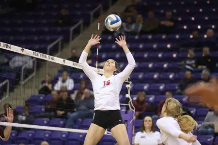 Illinois State Takes Down Missouri State, 3-2