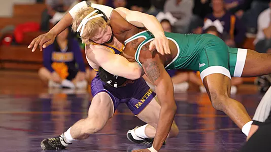 UNI Wrestling Picks Up 2 Wins Over Ohio, SDSU