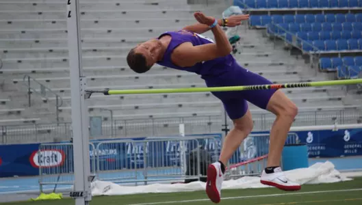 Lindaman and Peth Score PRs at Drake Relays