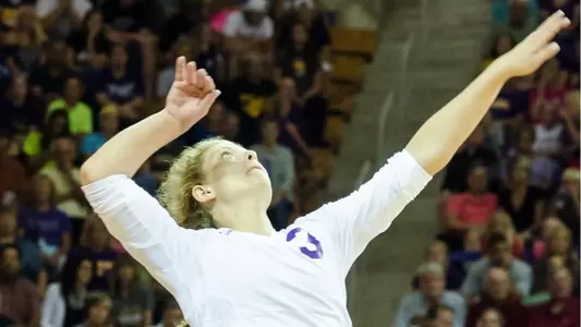 No. 6 USC Withstands UNI, 3-0