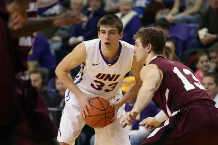 UNI Chills Southern Illinois, 55-39