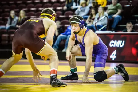 2017 - #11 Bryce Steiert (UNI) maj. dec. Logan Parks (CMU), 14-6