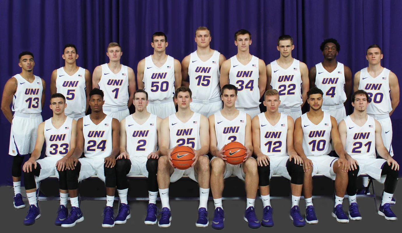 2017-18 UNI Men's Basketball Team Photo