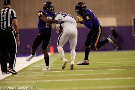 Nikholi Jaghai, Malcolm Washington