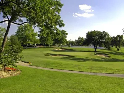 Twin Oaks Country Club