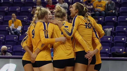 KF CS EH group huddle