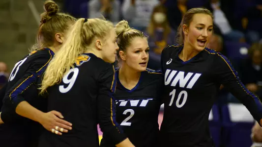 IR KF JB EH group huddle