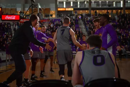Cole Henry vs. Richmond (Intros)