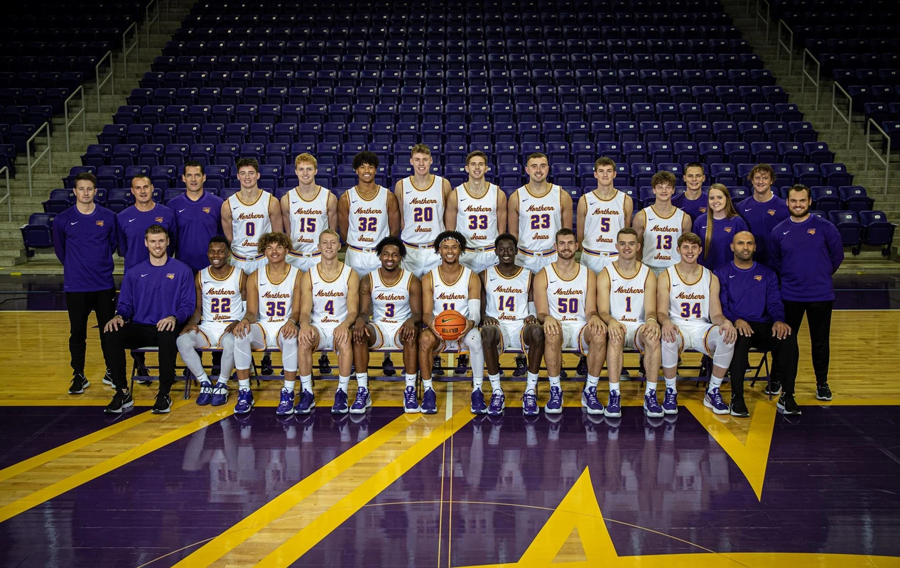 2021-22 MBB Team Photo