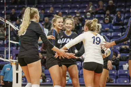 VB vs. Valpo (11.19.21)_2