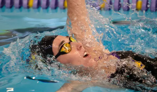 Abby Lear (2023-24 / Backstroke)