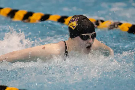 Faith Larsen (23 MVC Championships_Fly)