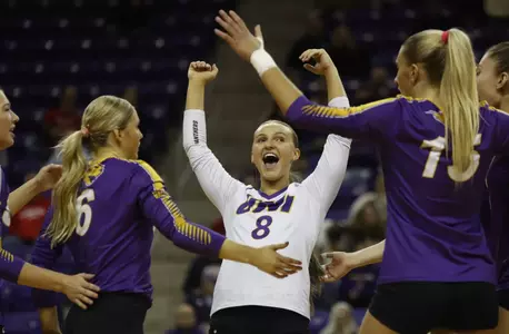 UNI volleyball vs. UIC (2024 MVC Tournament Championship) | Nov. 26, 2024 (Cedar Falls, Iowa)