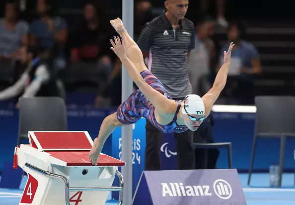 NANTERRE, FRANCE - AUGUST 31: Olivia Chambers of Team United Staes competes in the heats of the Women's 400m Freestyle -S13 on day three of the Paris 2024 Summer Paralympic Games at Paris La Defense Arena on August 31, 2024 in Nanterre, France. (Photo by Ian MacNicol/Getty Images)