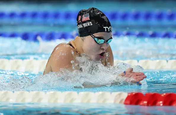 NANTERRE, FRANCE - SEPTEMBER 03: Silver medalist Olivia Chambers of Team United States competes in the Women's 200m Individual Medley SM13 final on day six of the Paris 2024 Summer Paralympic Games at Paris La Defense Arena on September 03, 2024 in Nanterre, France. (Photo by Ian MacNicol/Getty Images)