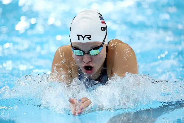 NANTERRE, FRANCE - SEPTEMBER 05: Olivia Chambers of Team Great Britain competes during the Women's 100m Breaststroke - SB13 Heats on day eight of the Paris 2024 Summer Paralympic Games at Paris La Defense Arena on September 05, 2024 in Nanterre, France. (Photo by Adam Pretty/Getty Images)