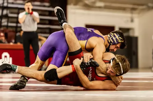 UNI wrestling falls at Oklahoma, 23-18
