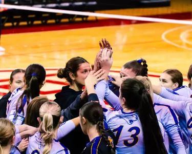 VB Team Huddle (2026 at Bradley)