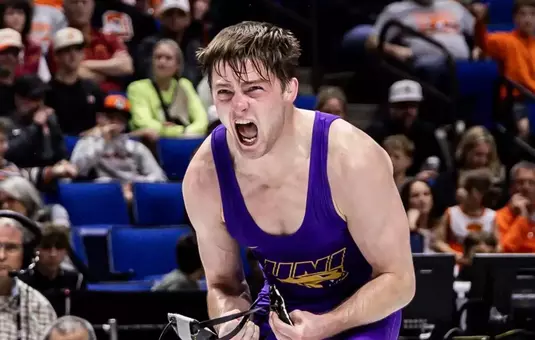 UNI wrestlers take to mats in Cleveland for NCAA Championships