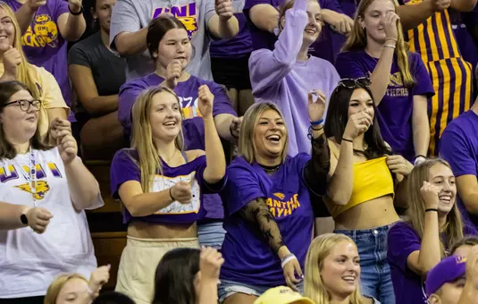 Crowd Shot (2025-26)