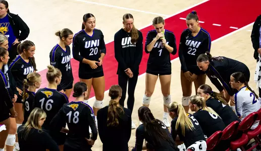 UNI volleyball sweeps Rice in Houston Image