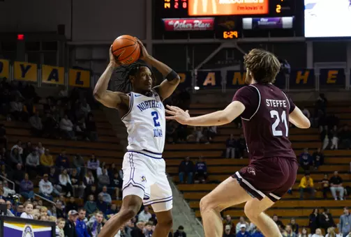 Geon Hutchins vs. SIU (2025-26)