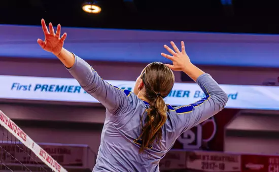 UNI volleyball sweeps Utah Valley in Vermillion