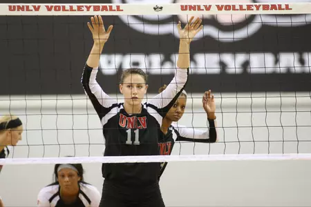 Katlin Winters had a double-double with 12 kills and 10 total blocks in UNLV's upset win over #7 Colorado State.