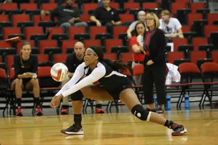 Ceannia Kincade had a double-double in UNLV's 3-1 win at Air Force Saturday.