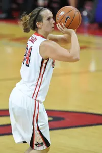 Alana Cesarz had a team-high 16 points for UNLV.