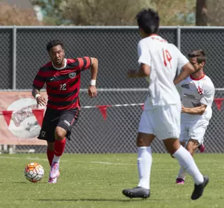 Jason Khamvongsa and the Rebels have won six straight games.