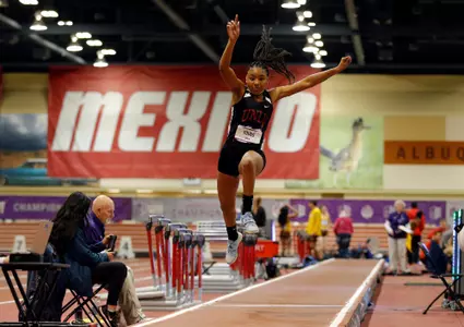 2019 Jonon Young UNLV TF