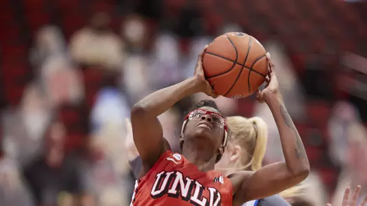 Desi-Rae Young vs. UNR
