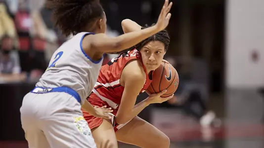 Jade Thomas vs. UNR