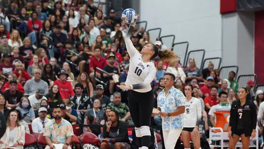 Arien Fafard serve