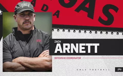 Zach Arnett