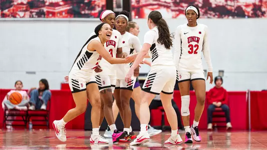 Lady Rebels vs GCU_huddle